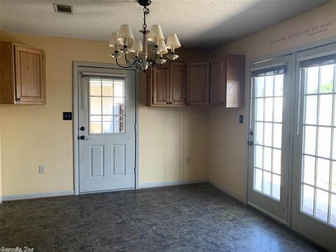 2102 Jonathan, Searcy, AR 72143 photo 9