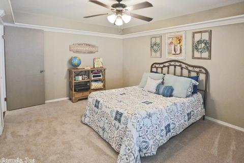 208 S Hampton, Conway, AR 72034 photo 24