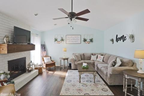 208 S Hampton, Conway, AR 72034 photo 7