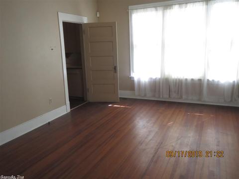 604 Bond, Warren, AR 71671 photo 3