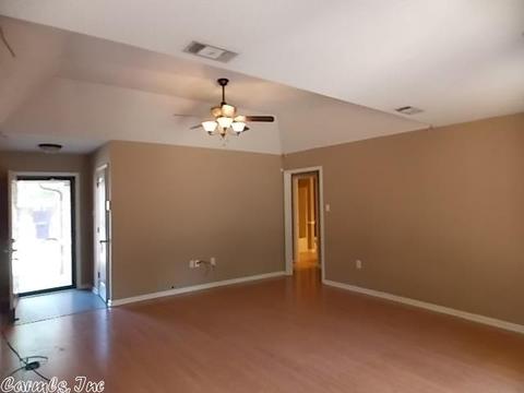 2515 Jayme Cir, Conway, AR 72032 photo 3