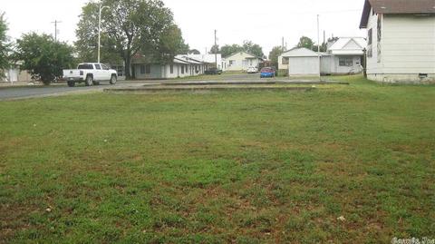 414 Mena St, Mena, AR 71953 photo 3