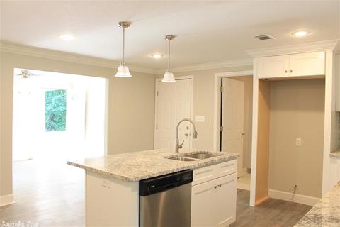 3024 Cedar Park Dr, Bryant, AR 72019 photo 9