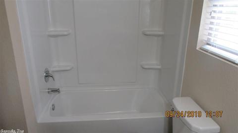 1073 Meadows Edge, Alexander, AR 72002 photo 21