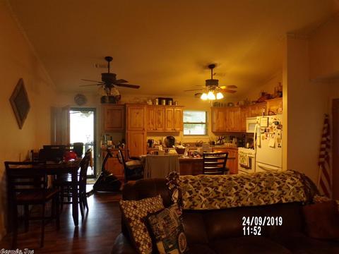 805 Maple Ave, Mountain View, AR 72560 photo 4