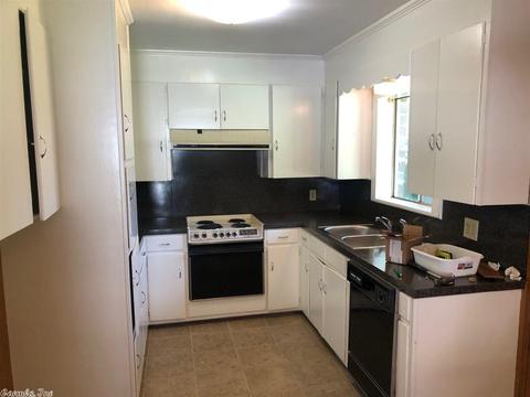 2224 Lee Ave, Conway, AR 72034 photo 5