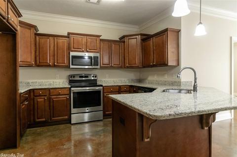2015 Cross St, Conway, AR 72034 photo 9