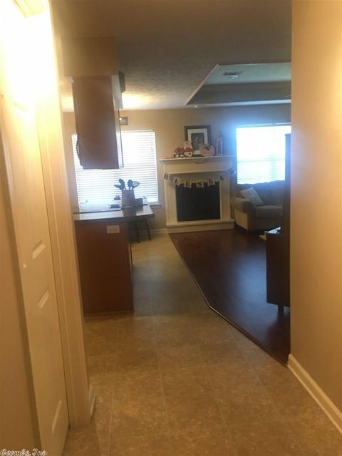 1610 Jackson Dr, Conway, AR 72032 photo 4
