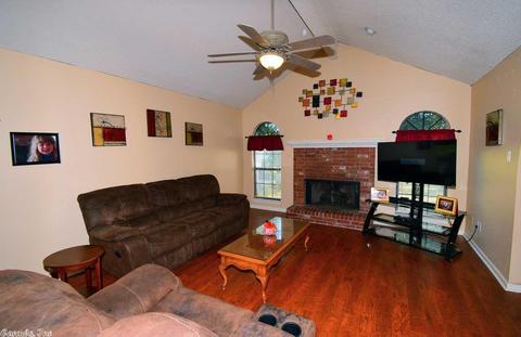 2106 Robinwood Ct, Benton, AR 72015 photo 5