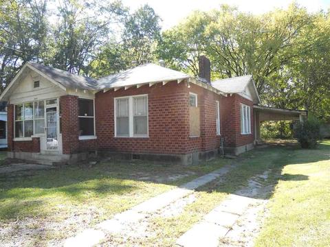 1806 S Linden St, Pine Bluff, AR 71603 photo 9