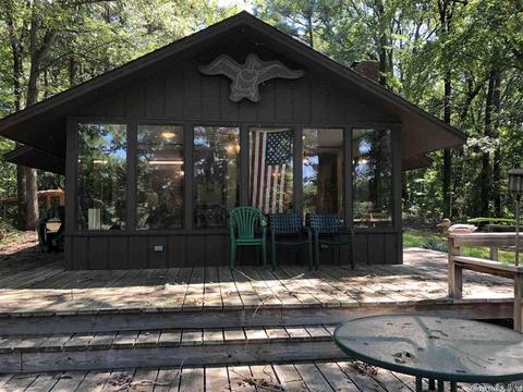 10 Oakleaf Trl, Lewisville, AR 71845