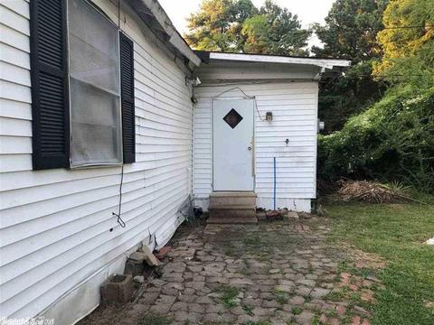 422 Third Ave, Conway, AR 72032 photo 2