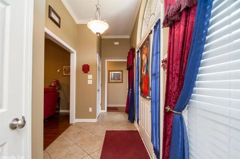 906 Queens Ct, Benton, AR 72019 photo 5
