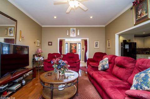 906 Queens Ct, Benton, AR 72019 photo 8