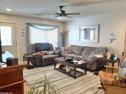 914 Cole, Benton, AR 72015 photo 6