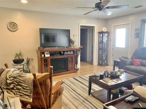 914 Cole, Benton, AR 72015 photo 5