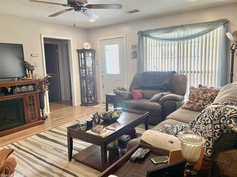 914 Cole, Benton, AR 72015 photo 4