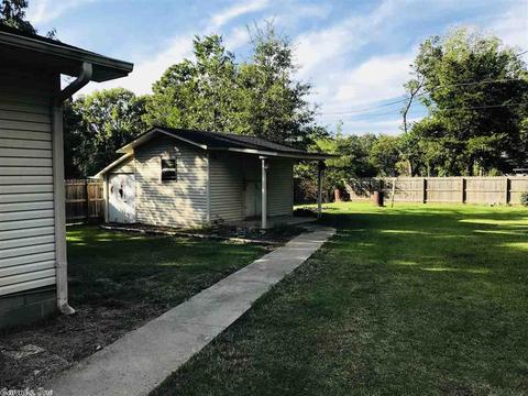 203 E Willis St, Monticello, AR 71655 photo 3