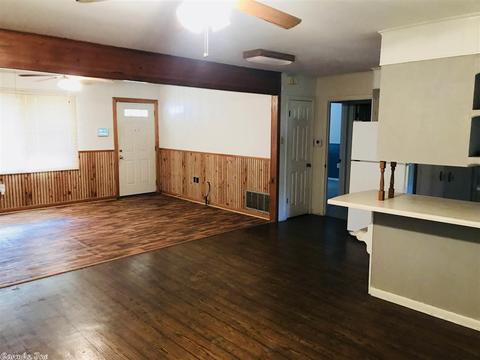 203 E Willis St, Monticello, AR 71655 photo 9