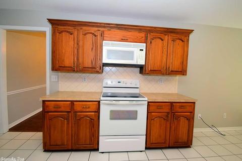 874 Heather, Conway, AR 72034 photo 15