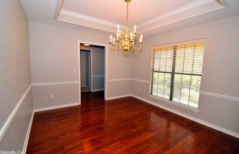 874 Heather, Conway, AR 72034 photo 10