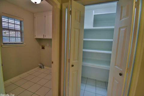 874 Heather, Conway, AR 72034 photo 16