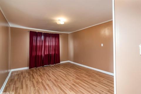 314 W Walnut St, Benton, AR 72015 photo 14