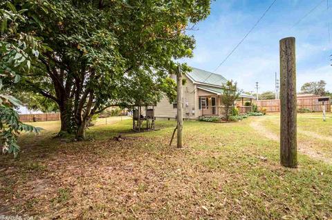 314 W Walnut St, Benton, AR 72015 photo 3