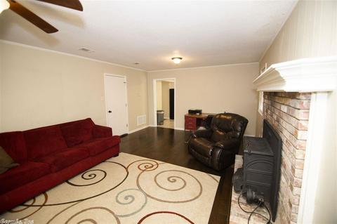 900 Ruth Dr, Bryant, AR 72022 photo 7