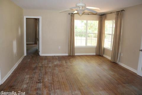 671 Main St, Clinton, AR 72031 photo 6