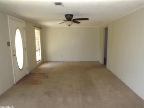 3607 Mobile St, Pine Bluff, AR 71601 photo 2