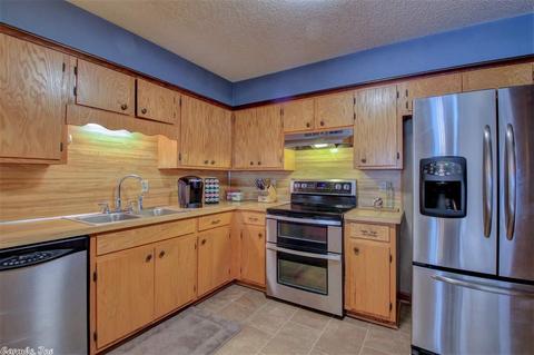8304 Melanie Ln, Pine Bluff, AR 71603 photo 10