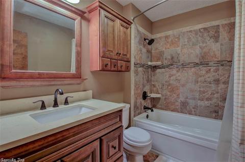 8304 Melanie Ln, Pine Bluff, AR 71603 photo 35