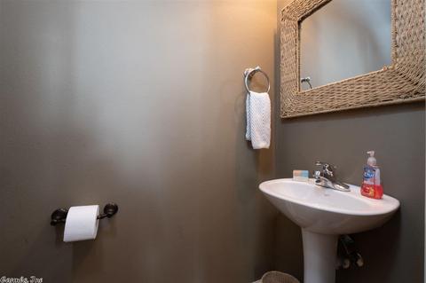 111 Nantucket Loop, Maumelle, AR 72113 photo 34