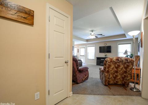 246 Timberlake Dr, Benton, AR 72015 photo 3