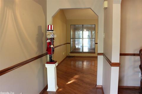 604 Ruth Dr, Bryant, AR 72022 photo 4