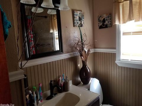 1713 Howard, Pine Bluff, AR 71603 photo 6