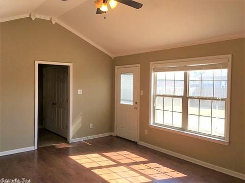 541 Brewer St, Ward, AR 72176 photo 4
