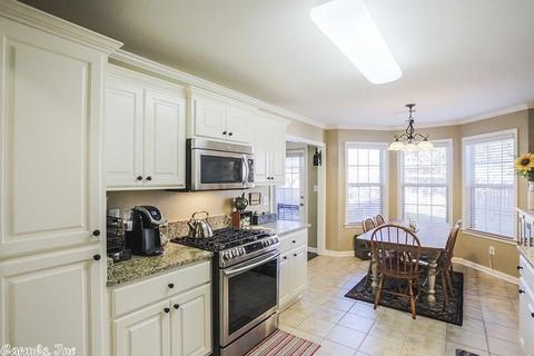 302 Hidden Meadows Dr, Benton, AR 72015 photo 3