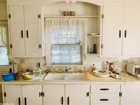 927 Mchenry St, Malvern, AR 72104 photo 6