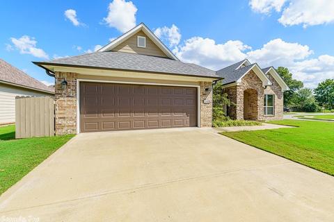 1340 Bobali Gdns, Conway, AR 72034 photo 3