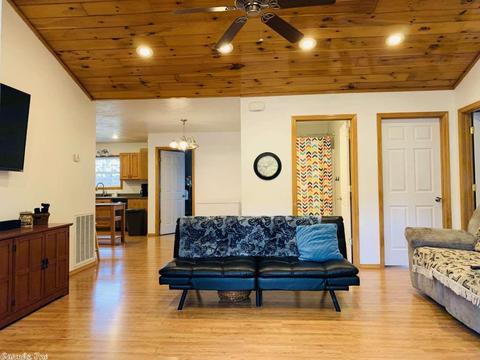 343 Fairgrounds Rd, Ash Flat, AR 72513 photo 3