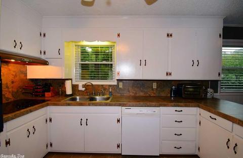 1303 Hillcrest Dr, Conway, AR 72034 photo 14