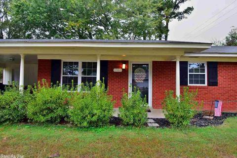 1303 Hillcrest Dr, Conway, AR 72034 photo 2