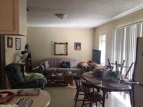 2304 N Sheraton Dr, Pine Bluff, AR 71603 photo 6