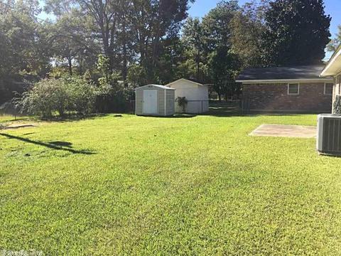 2304 N Sheraton Dr, Pine Bluff, AR 71603 photo 11