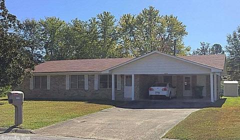 2304 N Sheraton Dr, Pine Bluff, AR 71603 photo 1