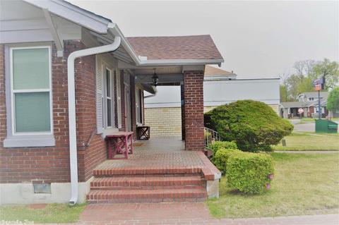 1115 W 25 St, Pine Bluff, AR 71603 photo 2