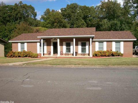 1519 Lenore Dr, Benton, AR 72019 photo 1