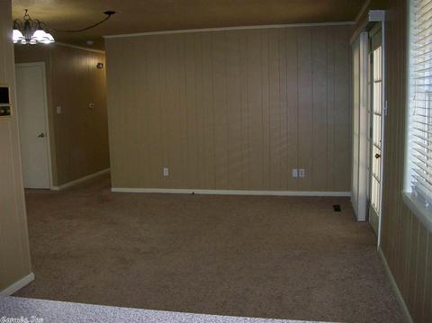 1519 Lenore Dr, Benton, AR 72019 photo 8